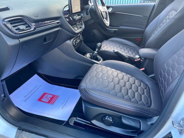 2019 FORD FIESTA - Photo 4