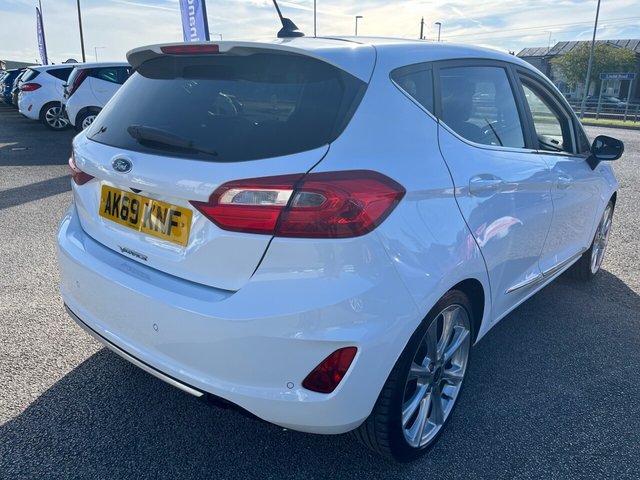 2019 FORD FIESTA - Photo 9