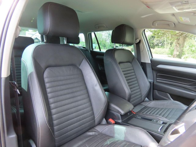 2019 VOLKSWAGEN PASSAT - Photo 9