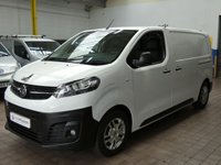 USED 2021 21 VAUXHALL VIVARO-E 3100 75kWh Dynamic Panel Van 5dr Electric Auto L1 H1 (136 ps) 3 SEATS APP SAT NAV ANDROID APPLE CARPLAY PARKING SENSORS PLYLINED BULKHEAD 1 OWNER SERVICE HISTORY WARRANTY