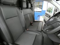 USED 2021 21 VAUXHALL VIVARO-E 3100 75kWh Dynamic Panel Van 5dr Electric Auto L1 H1 (136 ps) 3 SEATS APP SAT NAV ANDROID APPLE CARPLAY PARKING SENSORS PLYLINED BULKHEAD 1 OWNER SERVICE HISTORY WARRANTY