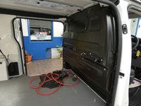 USED 2021 21 VAUXHALL VIVARO-E 3100 75kWh Dynamic Panel Van 5dr Electric Auto L1 H1 (136 ps) 3 SEATS APP SAT NAV ANDROID APPLE CARPLAY PARKING SENSORS PLYLINED BULKHEAD 1 OWNER SERVICE HISTORY WARRANTY