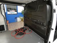 USED 2021 21 VAUXHALL VIVARO-E 3100 75kWh Dynamic Panel Van 5dr Electric Auto L1 H1 (136 ps) 3 SEATS APP SAT NAV ANDROID APPLE CARPLAY PARKING SENSORS PLYLINED BULKHEAD 1 OWNER SERVICE HISTORY WARRANTY