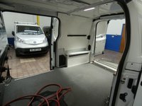 USED 2021 21 VAUXHALL VIVARO-E 3100 75kWh Dynamic Panel Van 5dr Electric Auto L1 H1 (136 ps) 3 SEATS APP SAT NAV ANDROID APPLE CARPLAY PARKING SENSORS PLYLINED BULKHEAD 1 OWNER SERVICE HISTORY WARRANTY