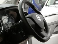 USED 2021 21 VAUXHALL VIVARO-E 3100 75kWh Dynamic Panel Van 5dr Electric Auto L1 H1 (136 ps) 3 SEATS APP SAT NAV ANDROID APPLE CARPLAY PARKING SENSORS PLYLINED BULKHEAD 1 OWNER SERVICE HISTORY WARRANTY