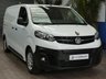 USED 2021 21 VAUXHALL VIVARO-E 3100 75kWh Dynamic Panel Van 5dr Electric Auto L1 H1 (136 ps) 3 SEATS APP SAT NAV ANDROID APPLE CARPLAY PARKING SENSORS PLYLINED BULKHEAD 1 OWNER SERVICE HISTORY WARRANTY