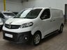 USED 2021 21 VAUXHALL VIVARO-E 3100 75kWh Dynamic Panel Van 5dr Electric Auto L1 H1 (136 ps) 3 SEATS APP SAT NAV ANDROID APPLE CARPLAY PARKING SENSORS PLYLINED BULKHEAD 1 OWNER SERVICE HISTORY WARRANTY
