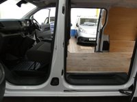 USED 2023 23 VAUXHALL VIVARO-E 3100 75kWh Prime Panel Van 6dr Electric Auto L1 H1 (7.4kW Charger) (136 ps) AIR CON SAT NAV ANDROID APPLE CARPLAY HEATED SEAT PARKING SENSORS 1 OWNER WARRANTY