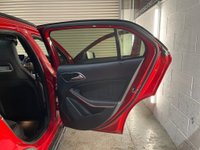 USED 2020 69 MERCEDES-BENZ GLA 1.6 GLA200 AMG Line Edition (Plus) SUV 5dr Petrol 7G-DCT Euro 6 (s/s) (156 ps) PAN ROOF + APPLE CAR PLAY