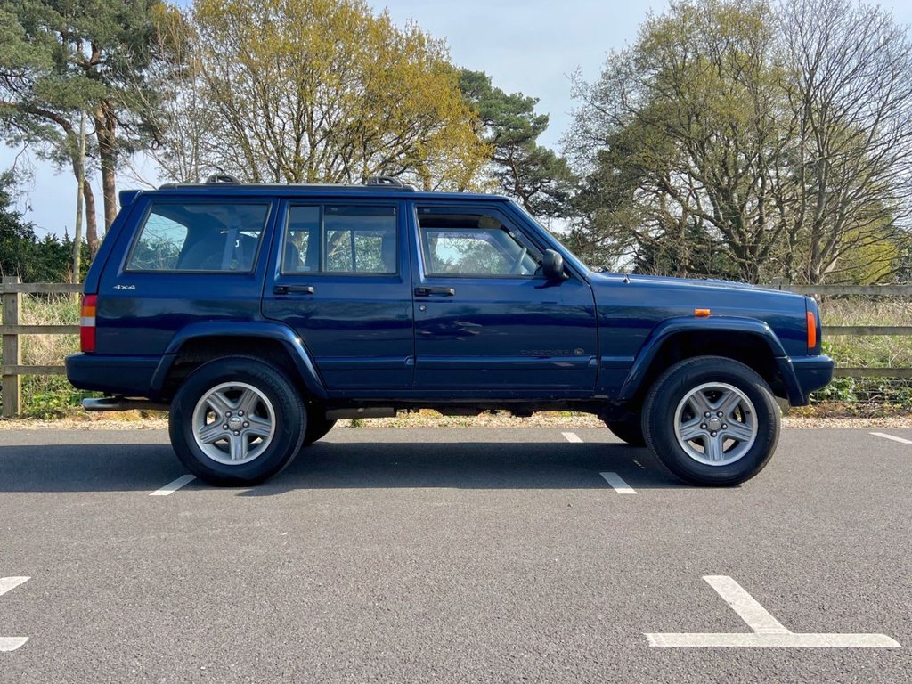 USED 2000 W JEEP CHEROKEE Orvis // 4.0L // 4x4 // Px swap 