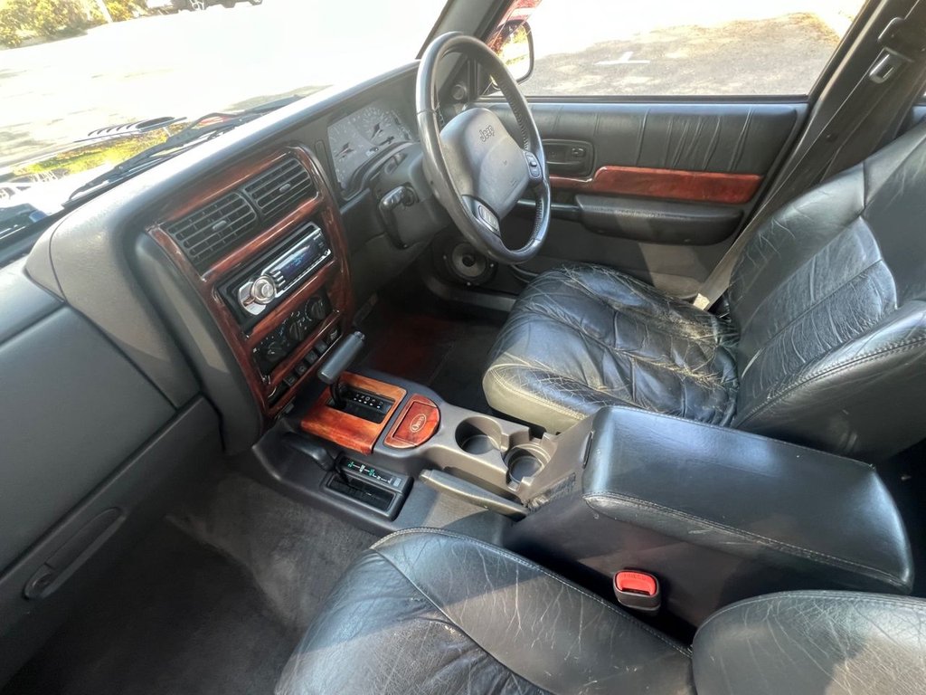 USED 2000 W JEEP CHEROKEE Orvis // 4.0L // 4x4 // Px swap 
