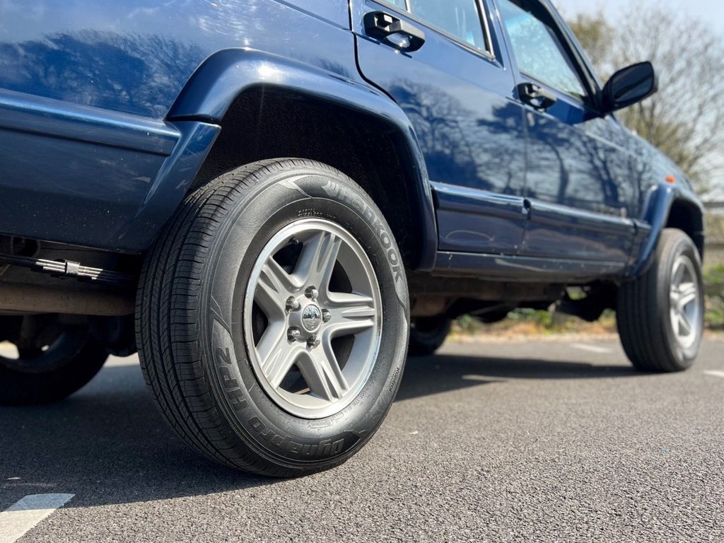 USED 2000 W JEEP CHEROKEE Orvis // 4.0L // 4x4 // Px swap 