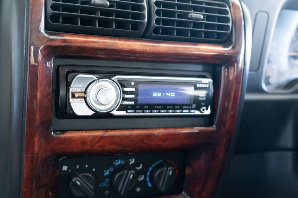USED 2000 W JEEP CHEROKEE Orvis // 4.0L // 4x4 // Px swap 