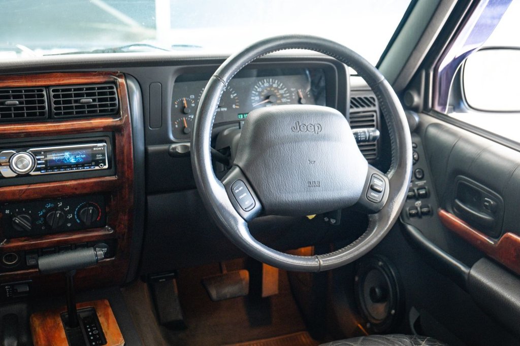 USED 2000 W JEEP CHEROKEE Orvis // 4.0L // 4x4 // Px swap 