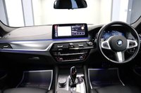 USED 2022 22 BMW 5 SERIES 520D 2.0 MHT M SPORT SALOON MSPORTPRO JULY WARRANTY BODYKIT 20"