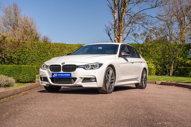 View our BMW 3 SERIES