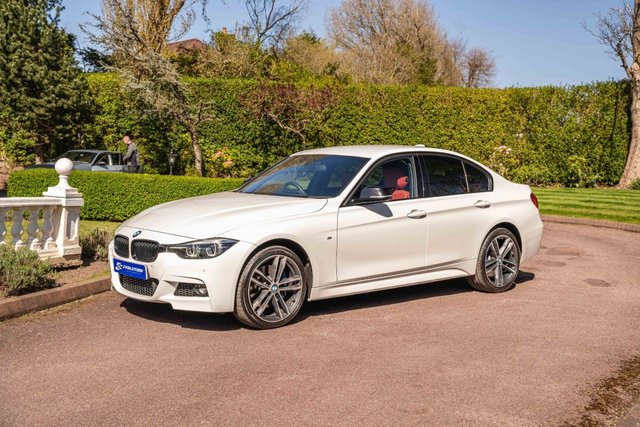 View our BMW 3 SERIES