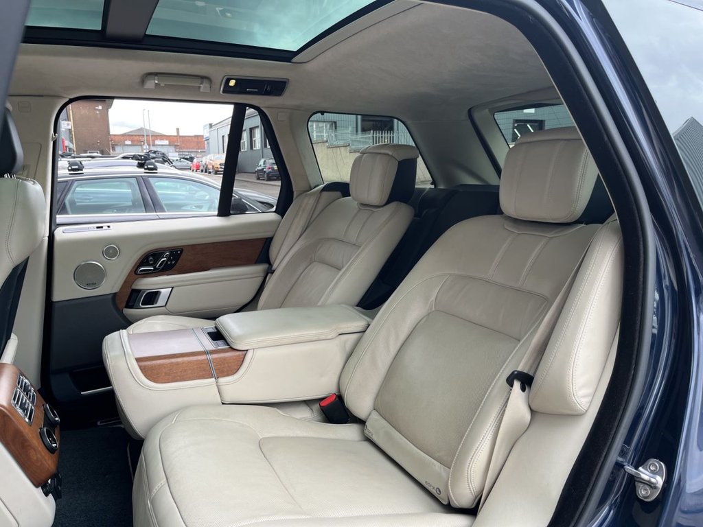USED 2020 20 LAND ROVER RANGE ROVER 3.0 SD V6 Autobiography SUV 5dr Diesel Auto 4WD Euro 6 (s/s) (275 ps) 