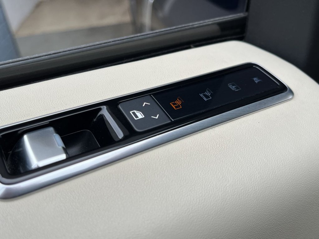 USED 2020 20 LAND ROVER RANGE ROVER 3.0 SD V6 Autobiography SUV 5dr Diesel Auto 4WD Euro 6 (s/s) (275 ps) 