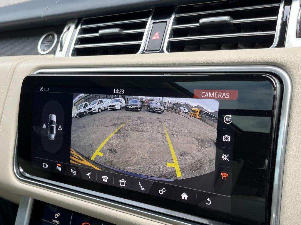 USED 2020 20 LAND ROVER RANGE ROVER 3.0 SD V6 Autobiography SUV 5dr Diesel Auto 4WD Euro 6 (s/s) (275 ps) 