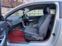 USED 2010 10 VOLVO C30 2.0D SE Sports Coupe 3dr Diesel Manual Euro 4 (136 ps) 