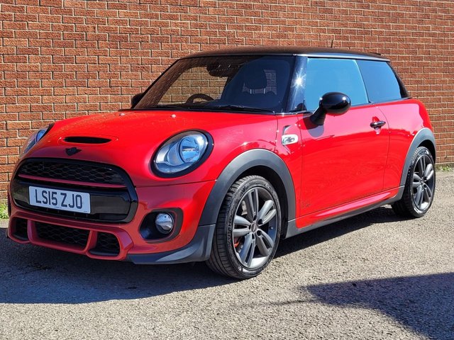 2015 15 MINI Hatch 2.0 Cooper S Hatchback 3dr Petrol Manual Euro 6 (s/s) (192 ps)