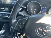USED 2017 17 TOYOTA C-HR 1.8 VVT-h Icon SUV 5dr Petrol Hybrid CVT Euro 6 (s/s) (122 ps) BLUETOOTH, CRUISE CONTROL, AIR-CON
