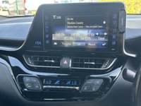 USED 2017 17 TOYOTA C-HR 1.8 VVT-h Icon SUV 5dr Petrol Hybrid CVT Euro 6 (s/s) (122 ps) BLUETOOTH, CRUISE CONTROL, AIR-CON