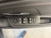 USED 2022 71 VAUXHALL Mokka-e 50kWh SRi Premium SUV 5dr Electric Auto (136 ps)+1 OWNER FROM NEW+MEDIA+BLUETOOTH+NAVIGATION+PRIVACY+18 INCH ALLOYS+PARK SENSORS 1 OWNER FROM NEW+PARK SENSORS+HALF LEATHER SEATS+BLUETOOTH+MEDIA+PRIVACY+NAV+APPS+USB+AUX+DAB+ALLOYS+CLIMATE+HEATED FRONT SEATS+CAM+HPI CLEAR