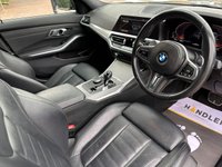 USED 2021 71 BMW 3 SERIES 2.0 320i M Sport Saloon 4dr Petrol Auto Euro 6 (s/s) (184 ps) GLOSS BLACK ALLOYS - PARKING CAM