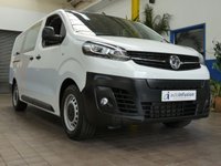 USED 2023 23 VAUXHALL Vivaro-e Life 50kWh Combi MPV 5dr Electric Auto LWB (9 Seat, 11kW Charger) (136 ps) LWB 9 SEATS AIR CON SAT NAV HEATED DRIVERS SEAT POWER FOLDING DOOR MIRRORS REAR VIEW CAMERA CRUISE CONTROL PARKING SENSORS 1 OWNER WARRANTY