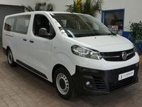 USED 2023 23 VAUXHALL Vivaro-e Life 50kWh Combi MPV 5dr Electric Auto LWB (9 Seat, 11kW Charger) (136 ps) LWB 9 SEATS AIR CON SAT NAV HEATED DRIVERS SEAT POWER FOLDING DOOR MIRRORS REAR VIEW CAMERA CRUISE CONTROL PARKING SENSORS 1 OWNER WARRANTY