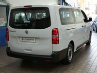 USED 2023 23 VAUXHALL Vivaro-e Life 50kWh Combi MPV 5dr Electric Auto LWB (9 Seat, 11kW Charger) (136 ps) LWB 9 SEATS AIR CON SAT NAV HEATED DRIVERS SEAT POWER FOLDING DOOR MIRRORS REAR VIEW CAMERA CRUISE CONTROL PARKING SENSORS 1 OWNER WARRANTY