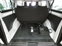 USED 2023 23 VAUXHALL Vivaro-e Life 50kWh Combi MPV 5dr Electric Auto LWB (9 Seat, 11kW Charger) (136 ps) LWB 9 SEATS AIR CON SAT NAV HEATED DRIVERS SEAT POWER FOLDING DOOR MIRRORS REAR VIEW CAMERA CRUISE CONTROL PARKING SENSORS 1 OWNER WARRANTY