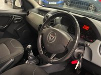USED 2013 13 DACIA DUSTER 1.5 dCi Laureate SUV 5dr Diesel Manual 4WD Euro 5 (110 ps) 