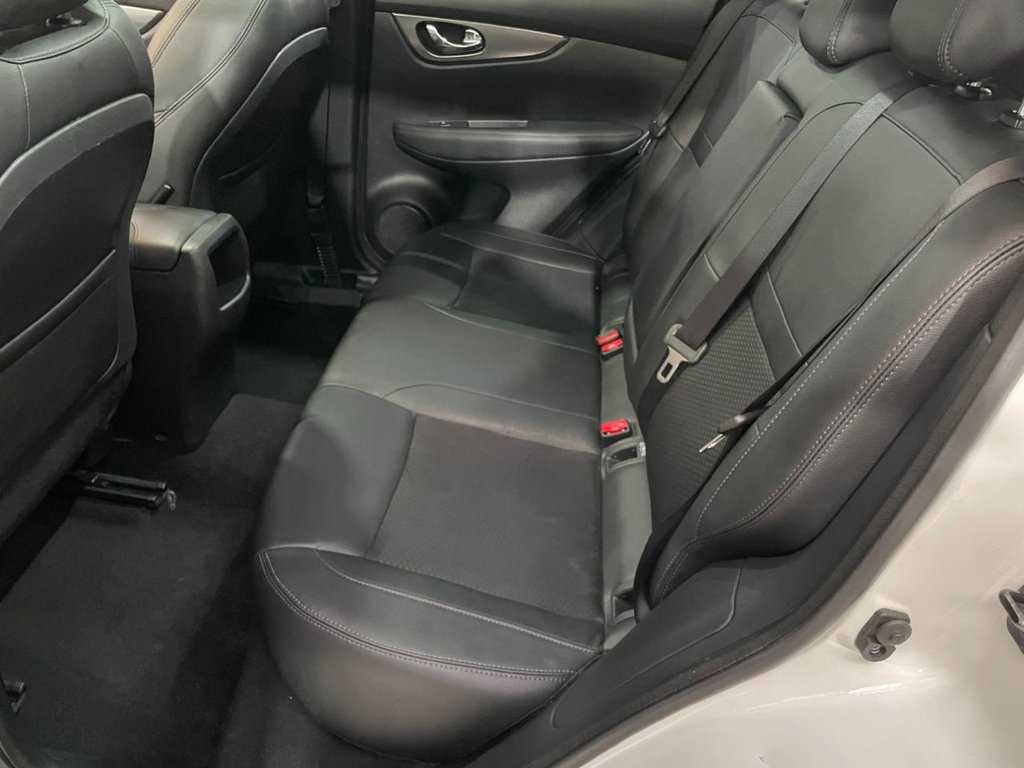 USED 2018 18 NISSAN QASHQAI 1.2 DIG-T N-Connecta SUV 5dr Petrol XTRON Euro 6 (s/s) (115 ps) PAN ROOF+360 CAMERA+NAV+P/LEATHER