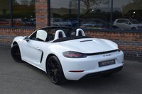 USED 2018 68 PORSCHE 718 BOXSTER 2.0T Convertible 2dr Petrol PDK Euro 6 (s/s) (300 ps) PTS WHITE / BOSE / PDLS / FSH