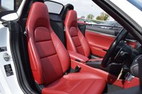 USED 2018 68 PORSCHE 718 BOXSTER 2.0T Convertible 2dr Petrol PDK Euro 6 (s/s) (300 ps) PTS WHITE / BOSE / PDLS / FSH