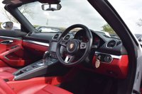 USED 2018 68 PORSCHE 718 BOXSTER 2.0T Convertible 2dr Petrol PDK Euro 6 (s/s) (300 ps) PTS WHITE / BOSE / PDLS / FSH