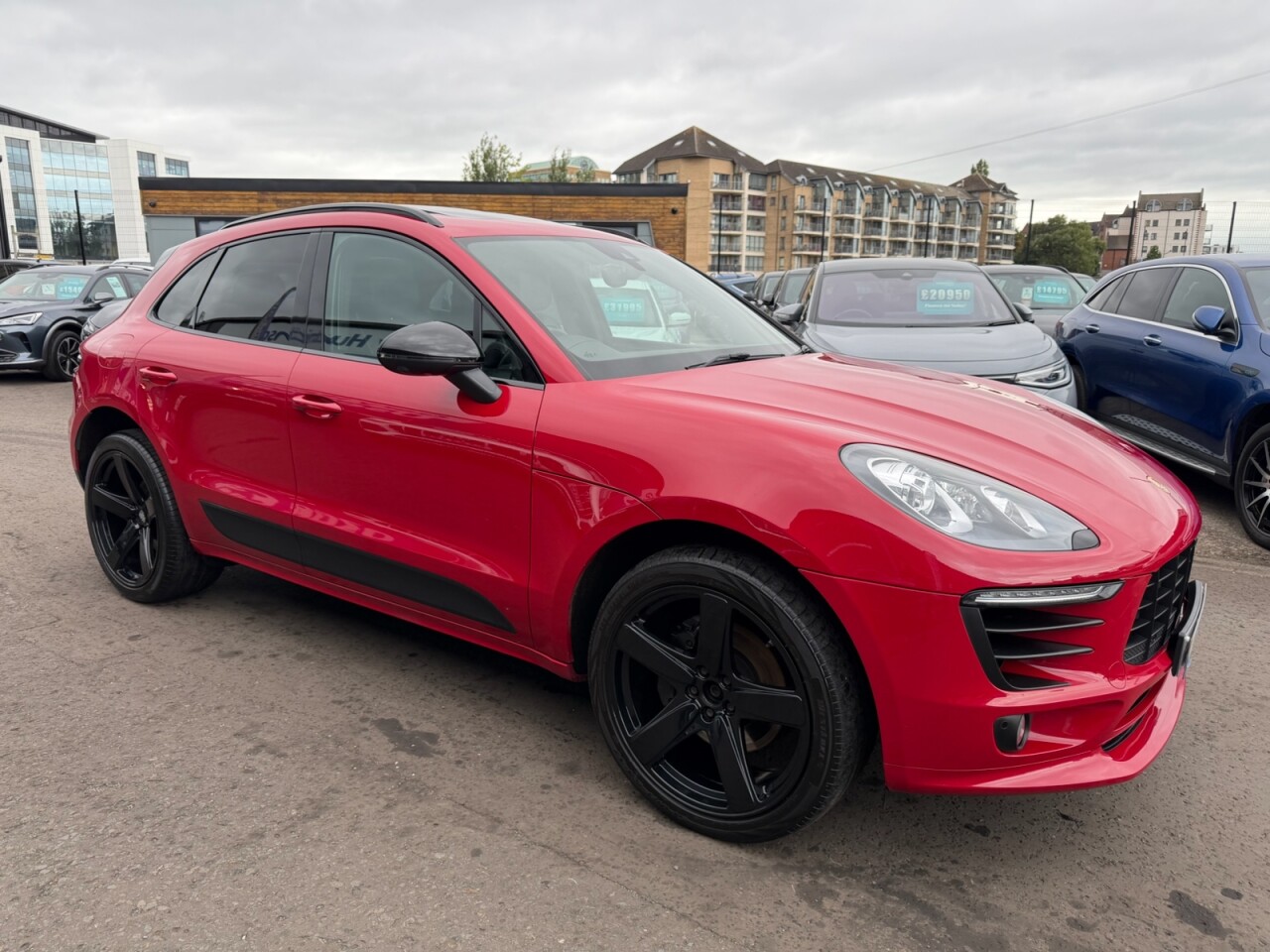 2017 PORSCHE MACAN 3.0 TD V6 S SUV 5dr Diesel PDK 4WD Euro 6 (s/s) (258 ps) - vehicle photo 2 for sale on PureCar