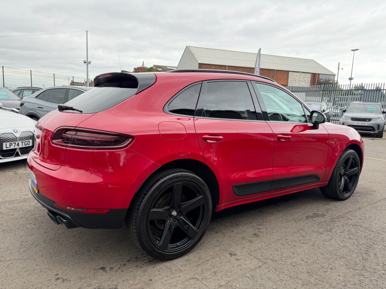 2017 PORSCHE MACAN 3.0 TD V6 S SUV 5dr Diesel PDK 4WD Euro 6 (s/s) (258 ps) - vehicle photo 4 for sale on PureCar