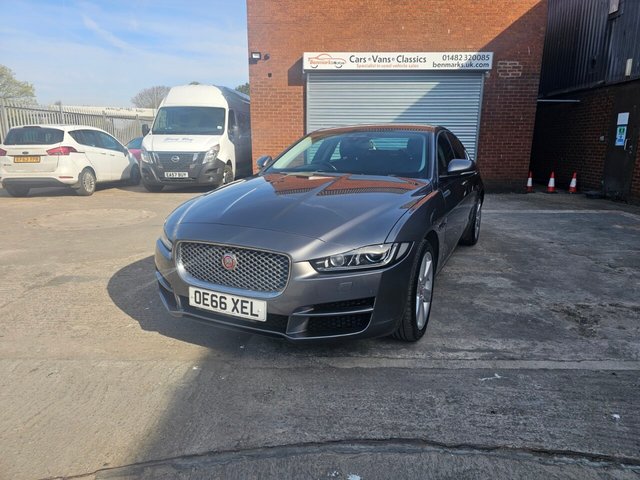 2016 66 Jaguar Xe 2.0d Portfolio Saloon 4dr Diesel Auto AWD Euro 6 (s/s) (180 ps)