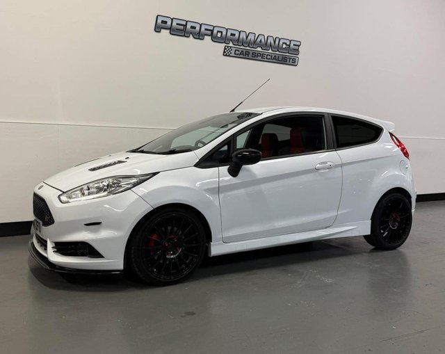 2017 17 Ford Fiesta 1.6T EcoBoost ST-3 Hatchback 3dr Petrol Manual Euro 6 (182 ps)