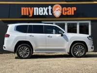USED 2024 74 TOYOTA LAND CRUISER 3.3L twin-turbo diesel 300 V6 TD AUTO SAHARA ZX HUGE SPEC + UK REGISTERED + 2024 MODEL + 10 SPEED AUTO + APPLE CAR PLAY + ELECTRIC SUNROOF + 5 SEATS + FULL LEATHER + PEARLESCENT PAINT + REAR ENTERTAINMENT  + REAR HEATED SEATS + REAR CLIMATE CONTROL + FRONT ELECTRIC MEMORY SEATS +
