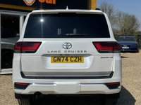 USED 2024 74 TOYOTA LAND CRUISER 3.3L twin-turbo diesel 300 V6 TD AUTO SAHARA ZX HUGE SPEC + UK REGISTERED + 2024 MODEL + 10 SPEED AUTO + APPLE CAR PLAY + ELECTRIC SUNROOF + 5 SEATS + FULL LEATHER + PEARLESCENT PAINT + REAR ENTERTAINMENT  + REAR HEATED SEATS + REAR CLIMATE CONTROL + FRONT ELECTRIC MEMORY SEATS +