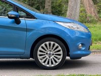 USED 2009 59 FORD FIESTA 1.4 Titanium Hatchback 3dr Petrol Manual (133 g/km, 94 bhp) 