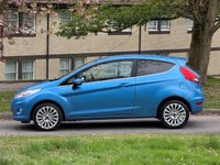 USED 2009 59 FORD FIESTA 1.4 Titanium Hatchback 3dr Petrol Manual (133 g/km, 94 bhp) 