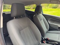 USED 2009 59 FORD FIESTA 1.4 Titanium Hatchback 3dr Petrol Manual (133 g/km, 94 bhp) 