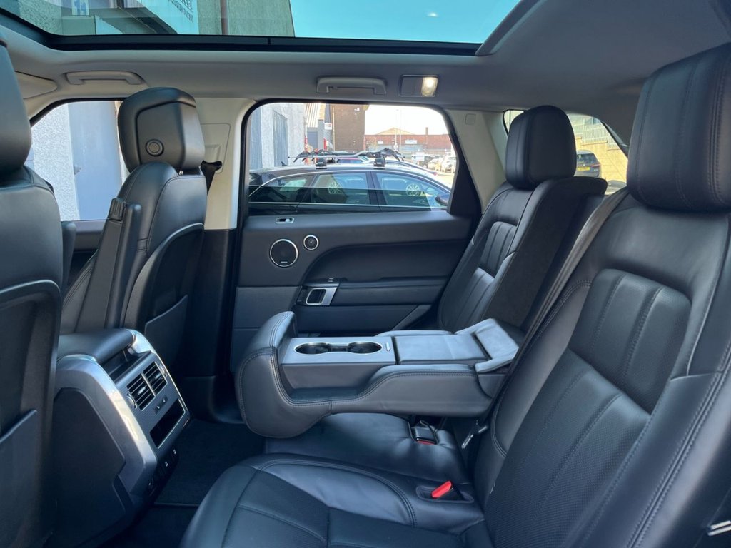 USED 2020 70 LAND ROVER RANGE ROVER SPORT 3.0 SD V6 HSE Dynamic SUV 5dr Diesel Auto 4WD Euro 6 (s/s) (306 ps) 