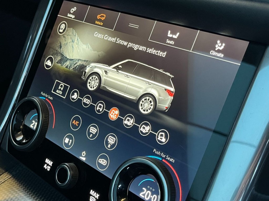 USED 2020 70 LAND ROVER RANGE ROVER SPORT 3.0 SD V6 HSE Dynamic SUV 5dr Diesel Auto 4WD Euro 6 (s/s) (306 ps) 
